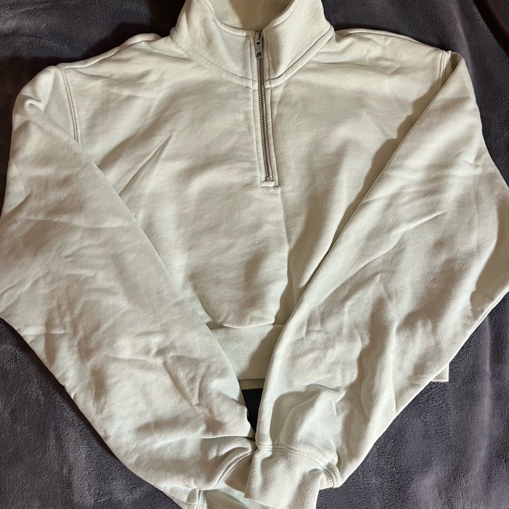 Aritzia TNA Perfect Sea foam cropped quarter zip